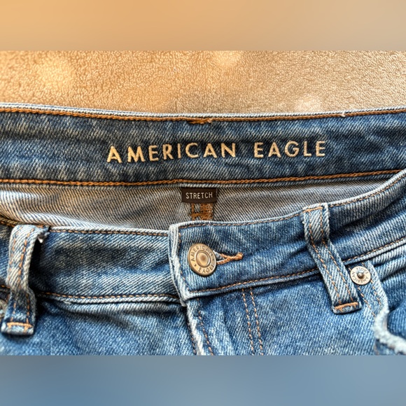 American Eagle Mom Jeans - Picture 5 of 6